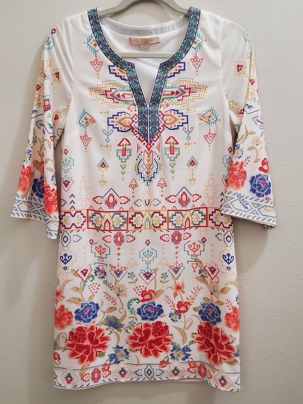 Anthropologie Champagne & Strawberry Tunic Dress Womens Small Embroidered Floral